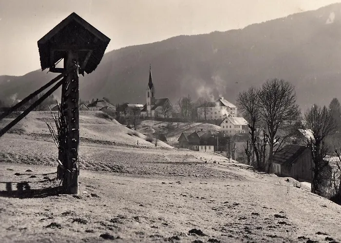 Apartments Edelweiss & Enzian - Gaestehaus Zum Fuchs