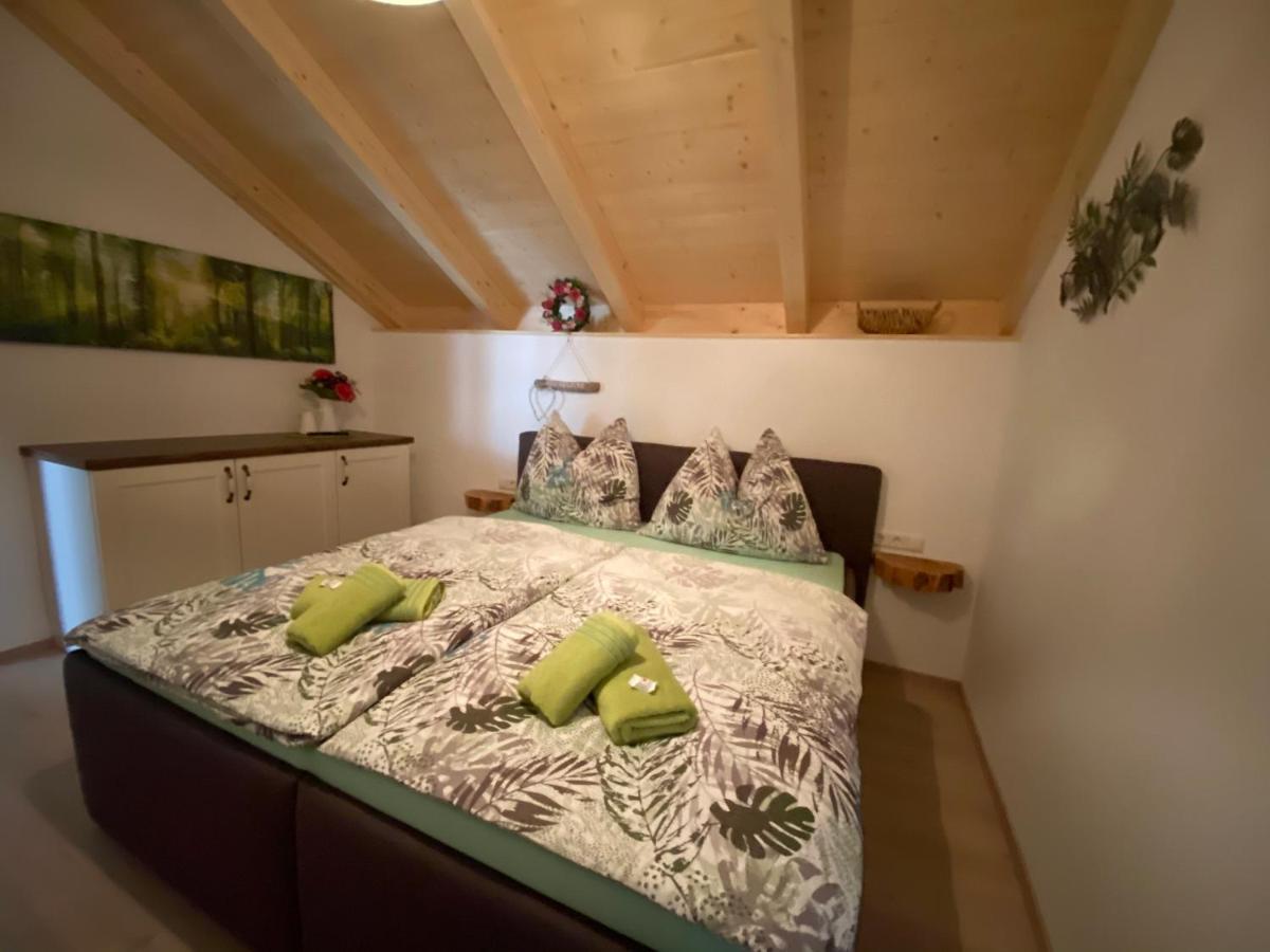 Edelweiss & Enzian - Gaestehaus Zum Fuchs Apartment *