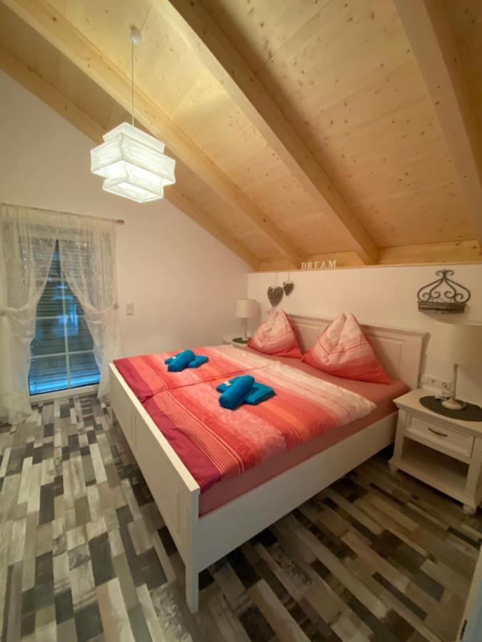 Apartment Edelweiss & Enzian - Gaestehaus Zum Fuchs